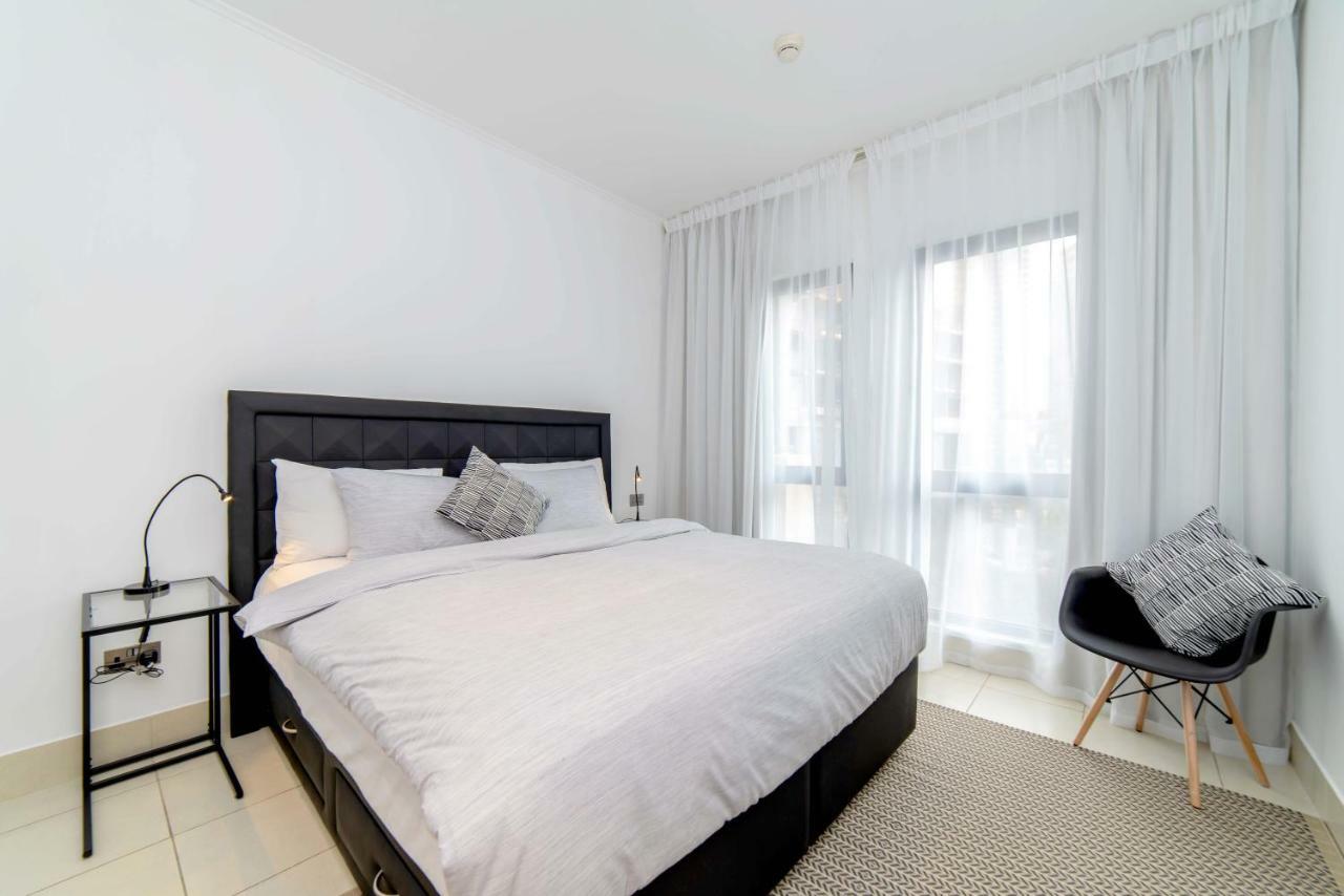 Bnbmehomes Elegant Escape Downtown Opp To Burj - 504 ドバイ エクステリア 写真